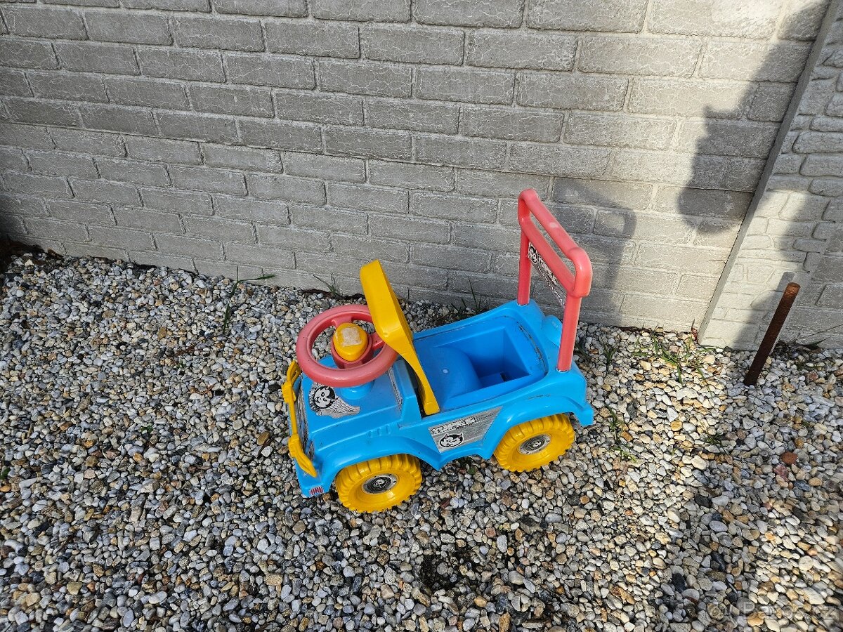 Detske auto na sezení - 2