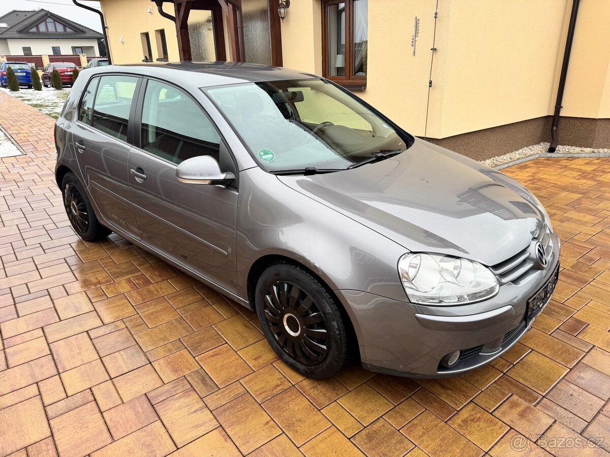 Volkswagen Golf 1.9TDI 77Kw Comfort - 2