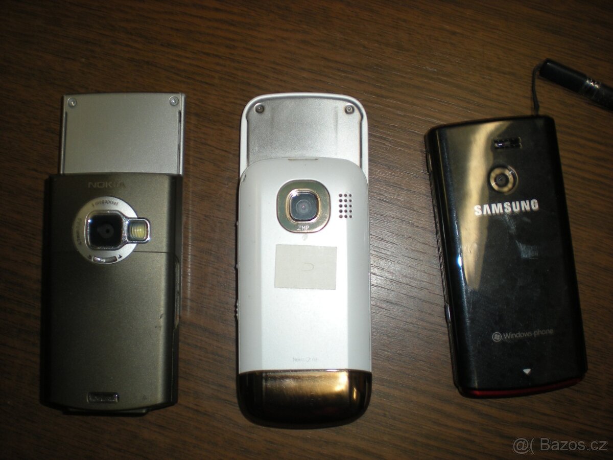 Nokia N80-nokia C2-02--samsung GT-B7300 - 2