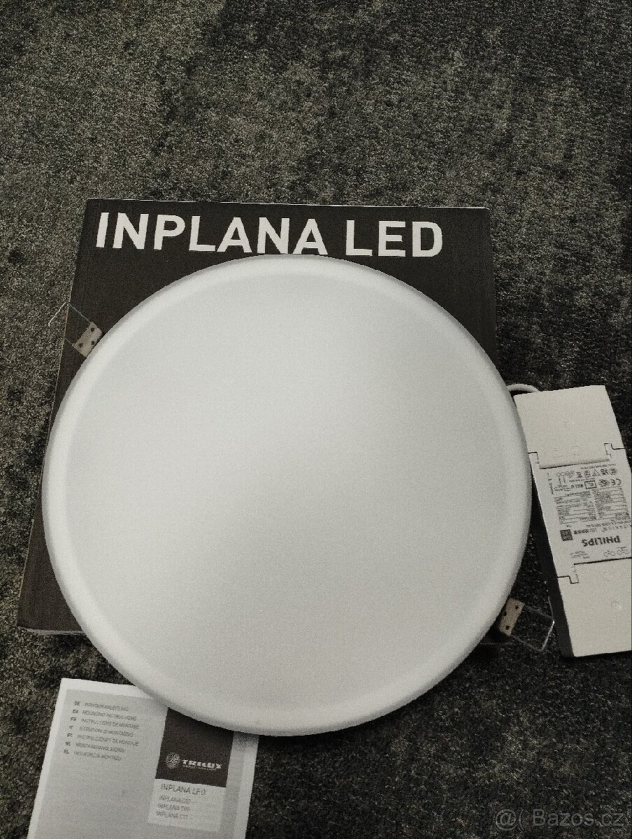 Světla Trilux prodám - 2