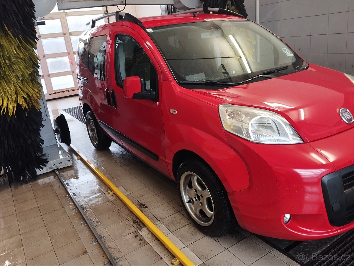 Fiat qubo 1.4 benzín rok 2011,nová STK - 2