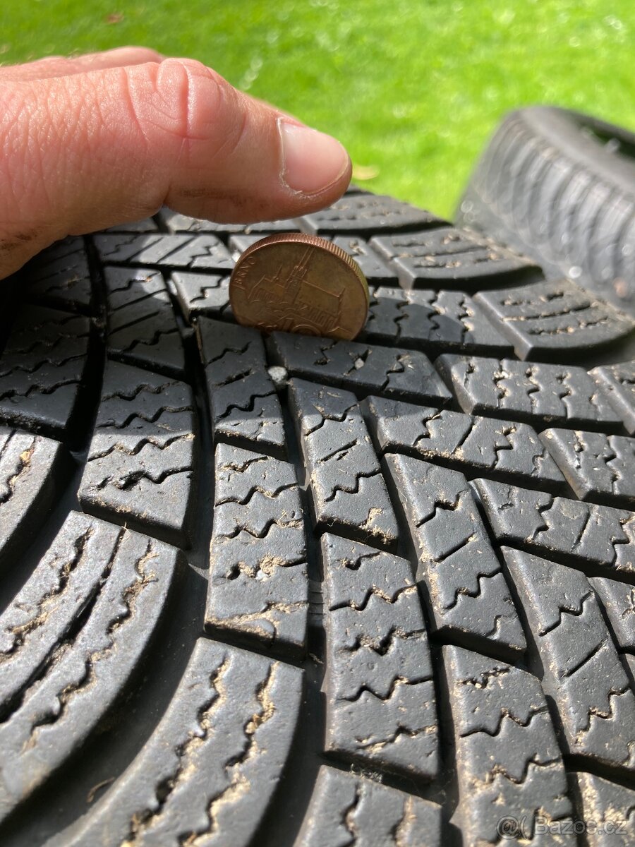 185/60 r15 - 2