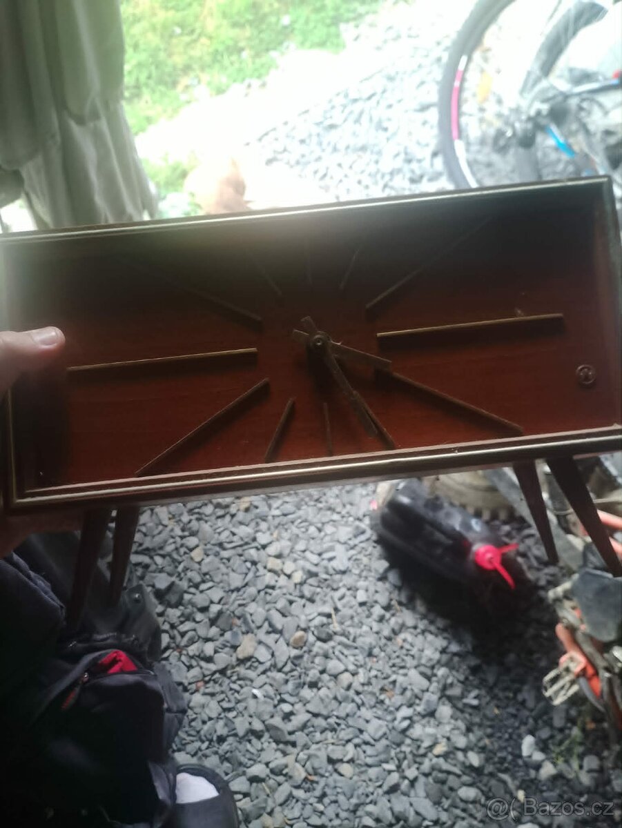 Retro hodiny - 2
