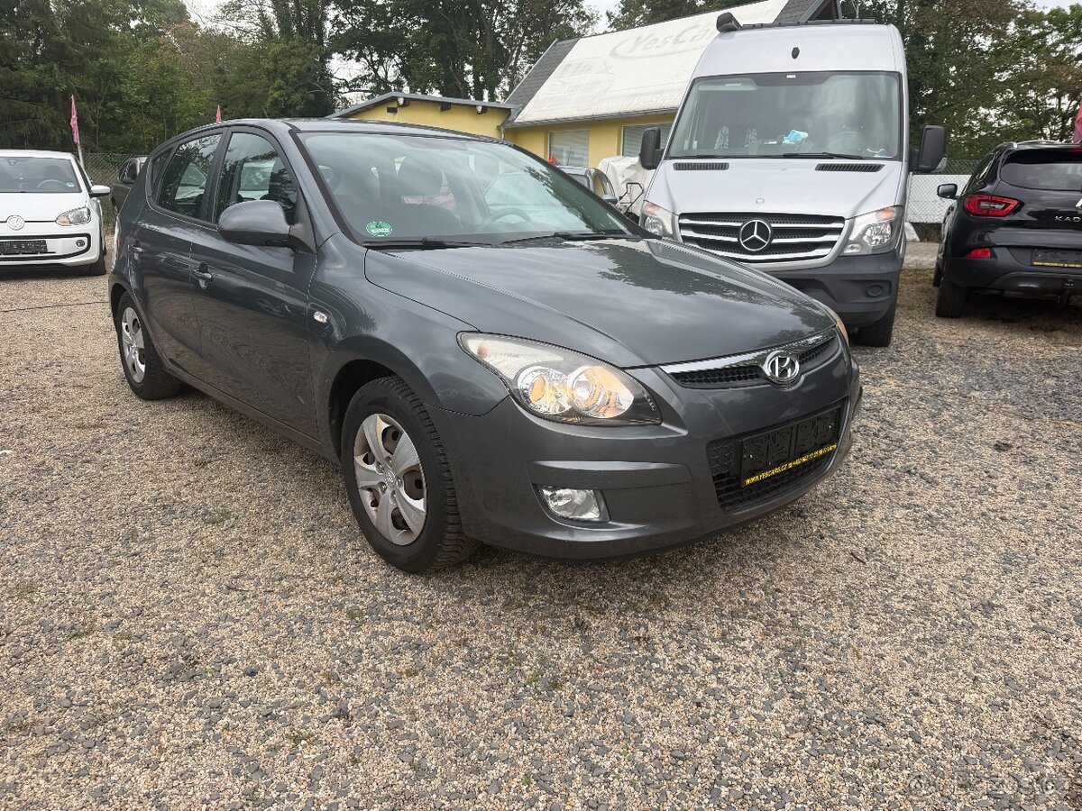 Hyundai i30 1.4 80kW - 2