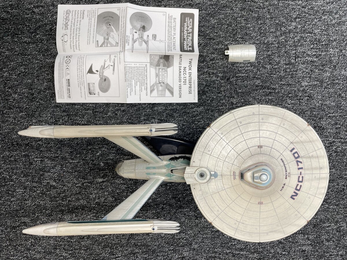 sleva USS Enterprise Diamond Select Khanův hněv - 2