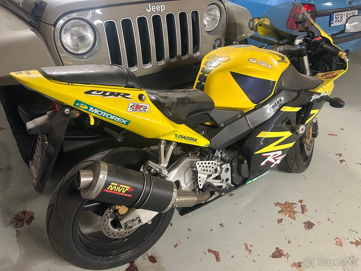 Honda CBR 954 RR Fireblade 2002 26000km - 2