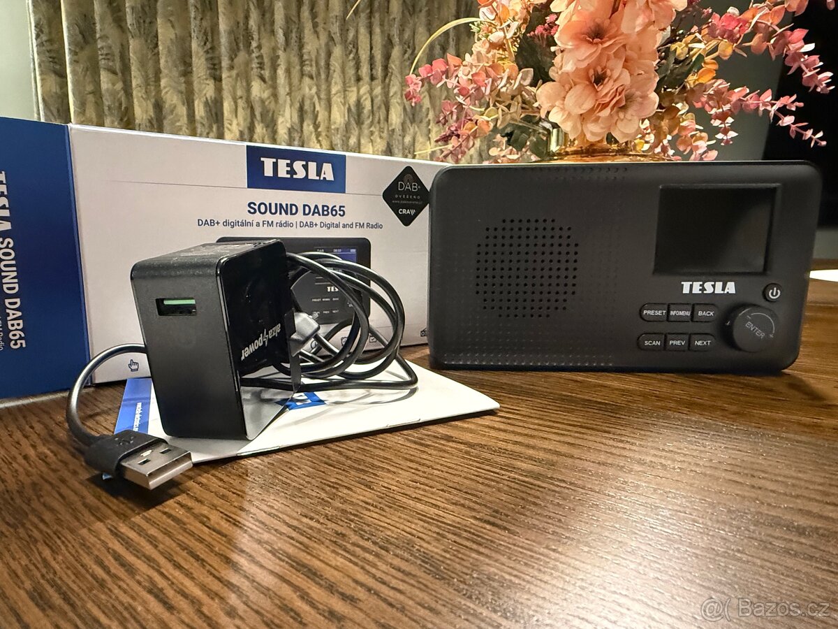 DVB-T2 rádio TESLA Sound DAB65. - 2