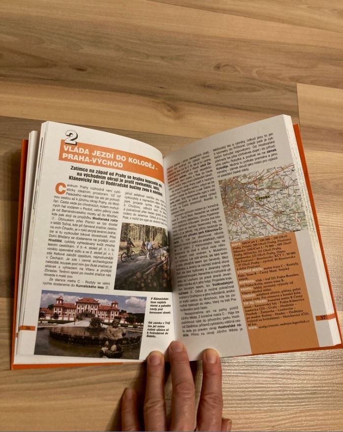 Kniha "Na kole křížem krážem po Čechách" - 2
