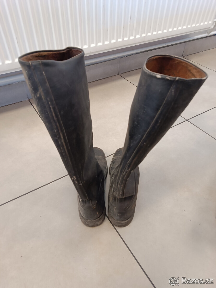 Staré vojenské boty - 2