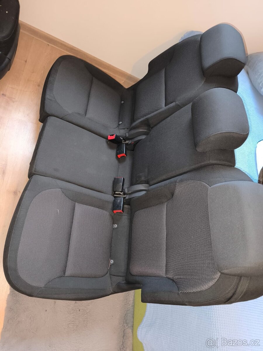 Autosedačky, sedačky Škoda Yeti 2011 - 2