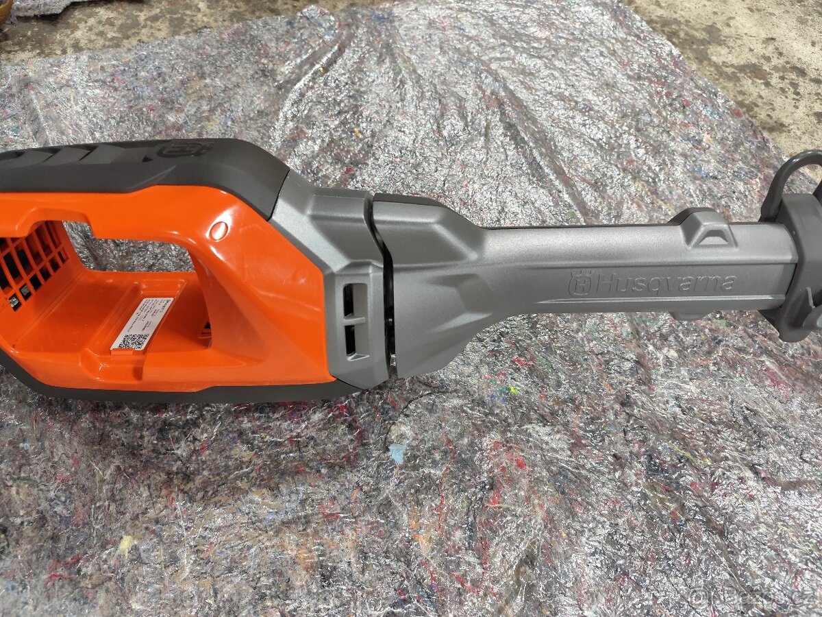 Akumulátorový křovinořez Husqvarna 535iRXT - 2