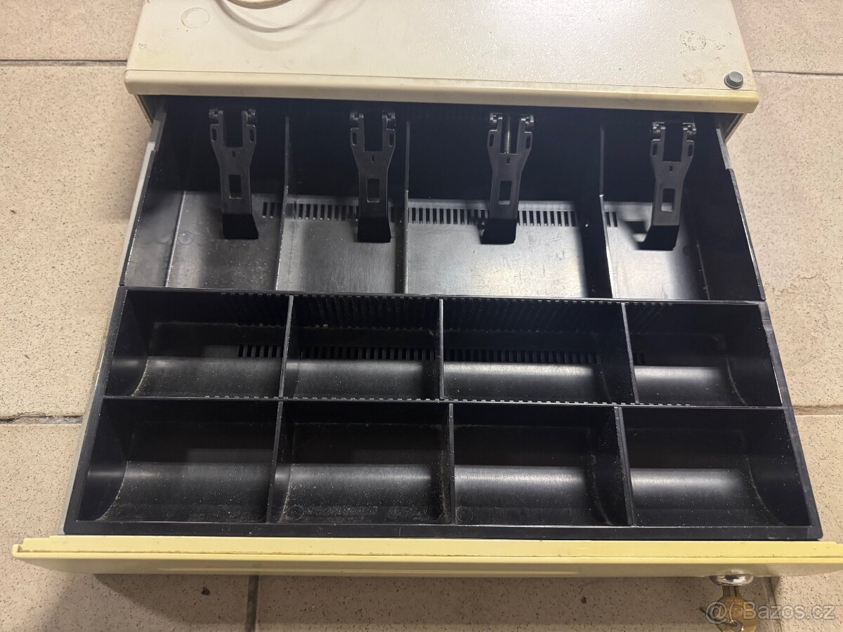 Pokladna / kasa na peníze elektronická - 2