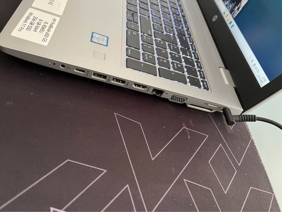 Kancelářský notebook HP ProBook 650 G5 - 2