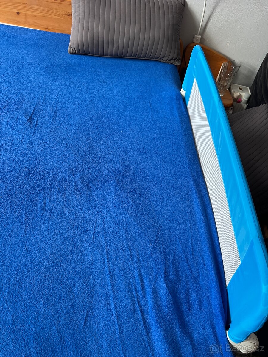 Dětská zábrana na postel - 2