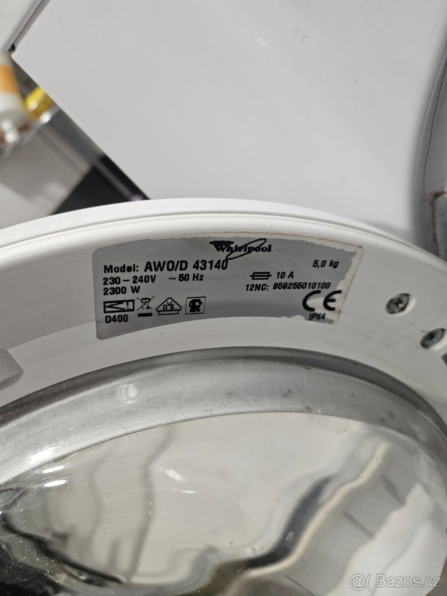 Starší pračka Whirlpool - 2