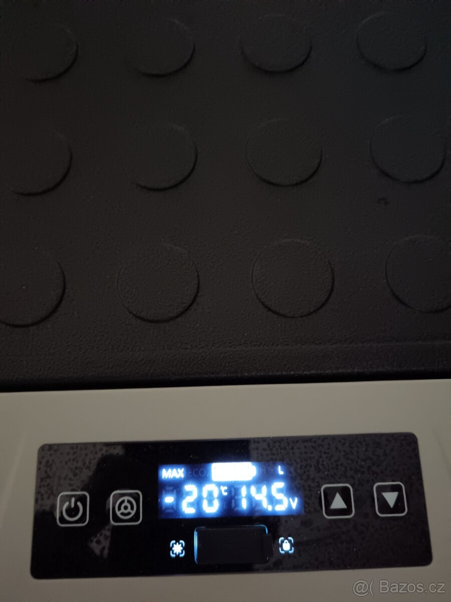 Kompresorová autolednička - 2