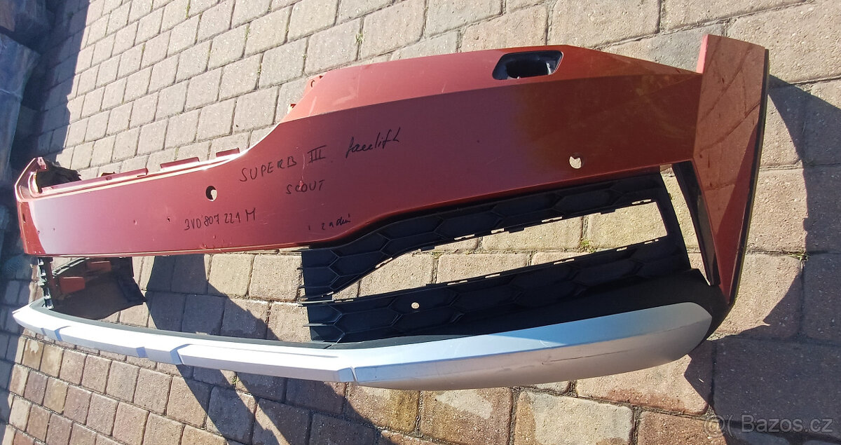 Přední nárazník Škoda SUPERB III SCOUT 3V0807221M - 2