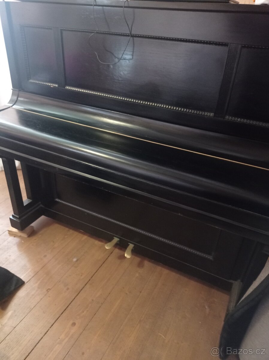 Piano černé - 2