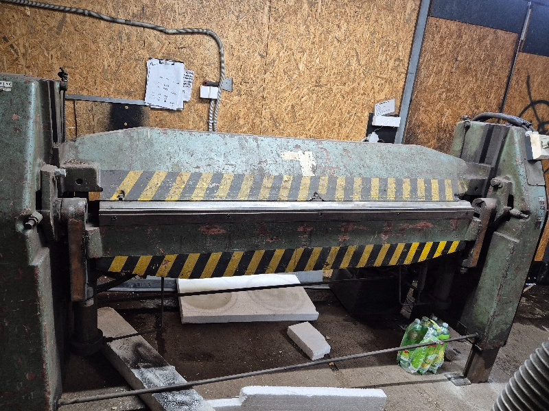 Ohýbačka na plech - 2