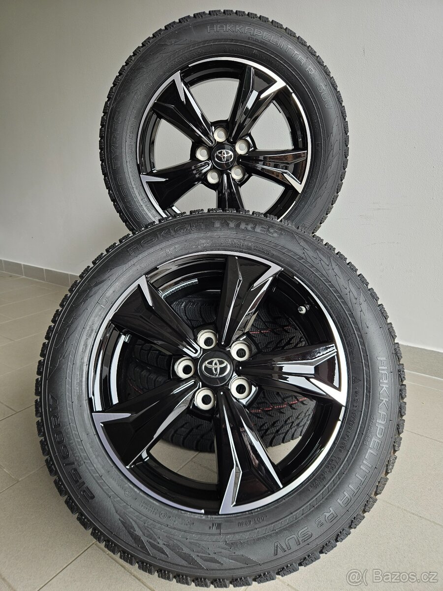 Orig. Toyota 5x114 _ Zimní 215/60/17 - Nové -