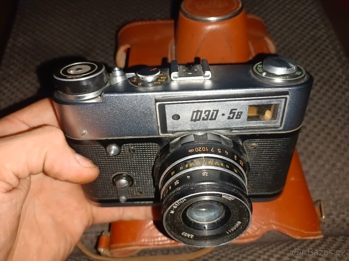Sovětský fotoaparát FED-5B - 2