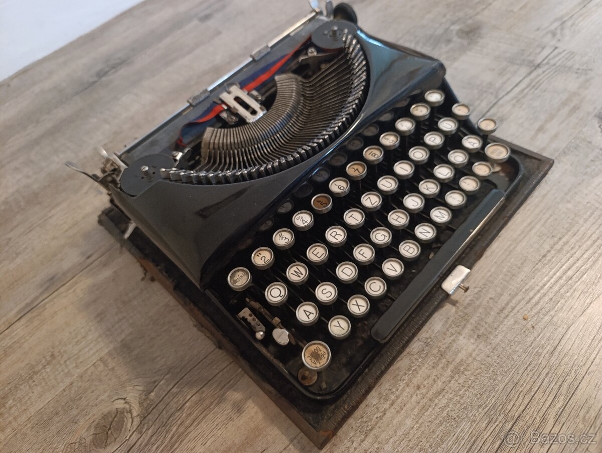 Psací stroj - 2