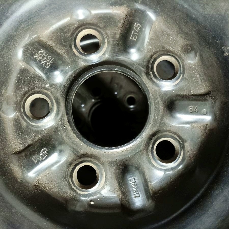 16" plechová kola – 5x100 – TOYOTA Disky: Plechové disky z - 2