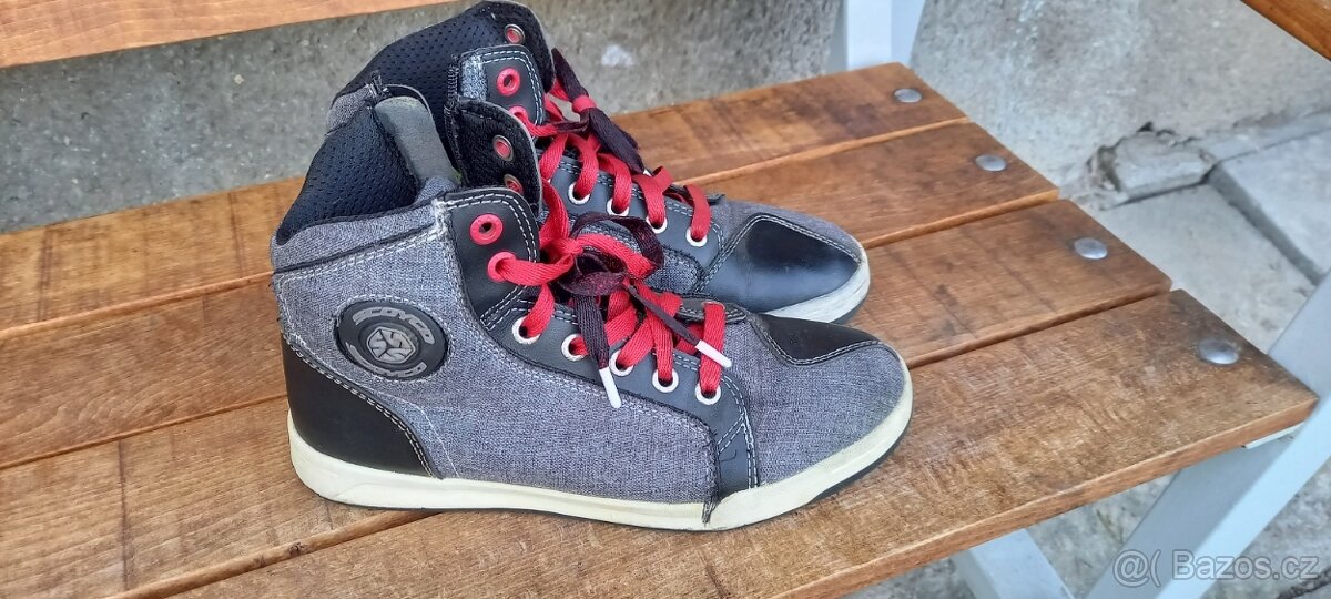 Mototenisky SCOYCO - 2