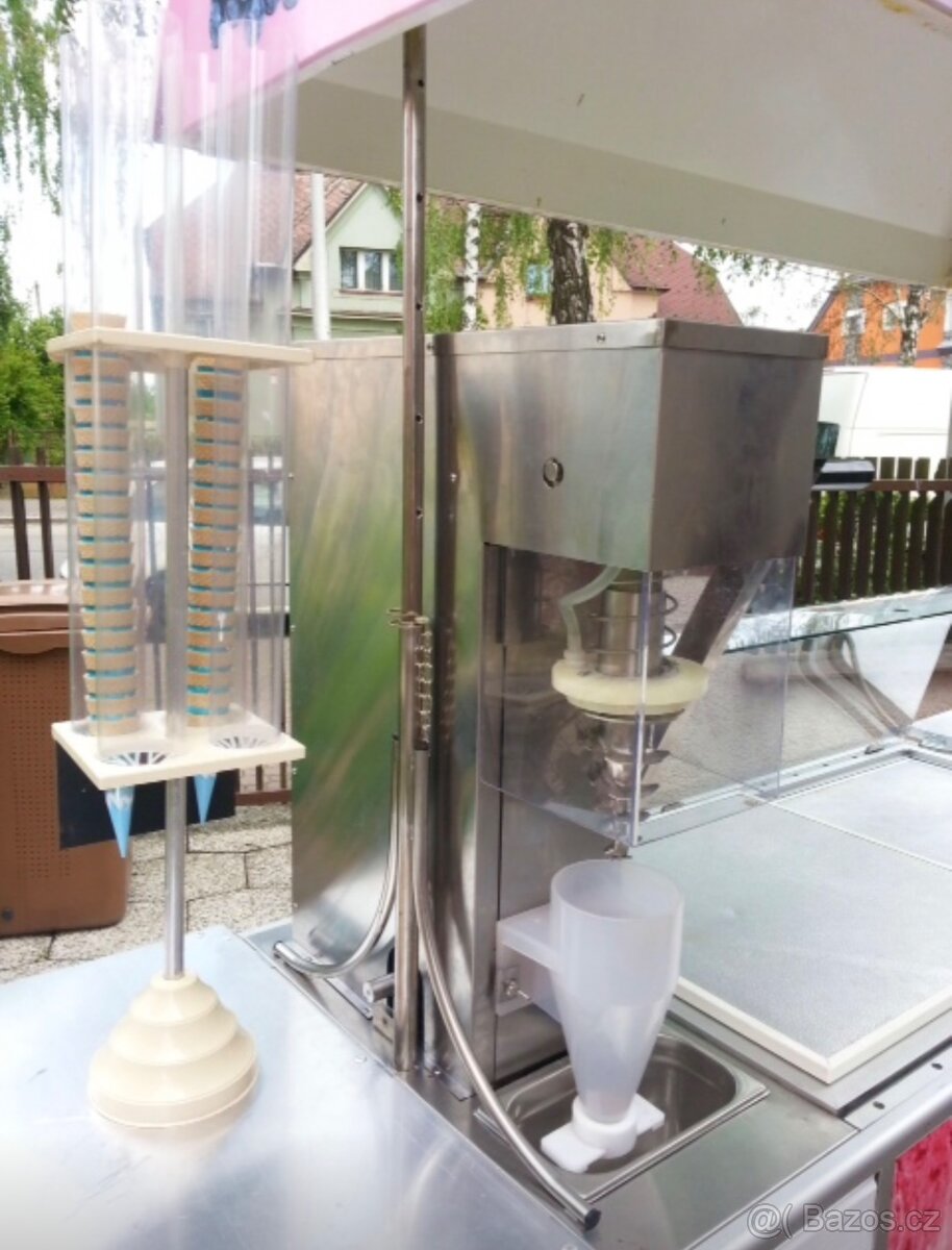 Stroj na točenou zmrzlinu - 2