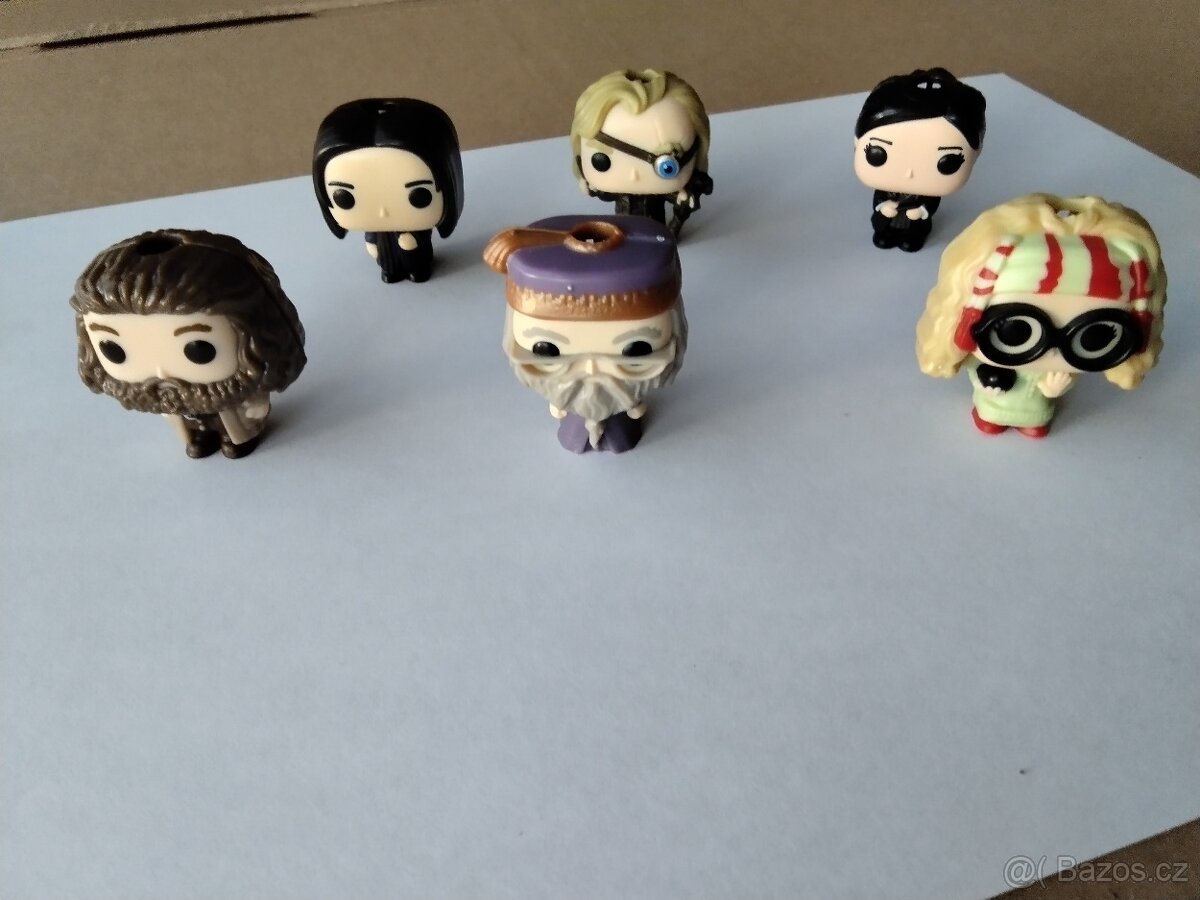 5 RŮZNÉ FIGURKY - 2
