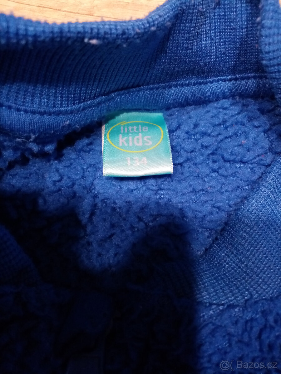 chlupatá mikina vel. 116/122 - 2