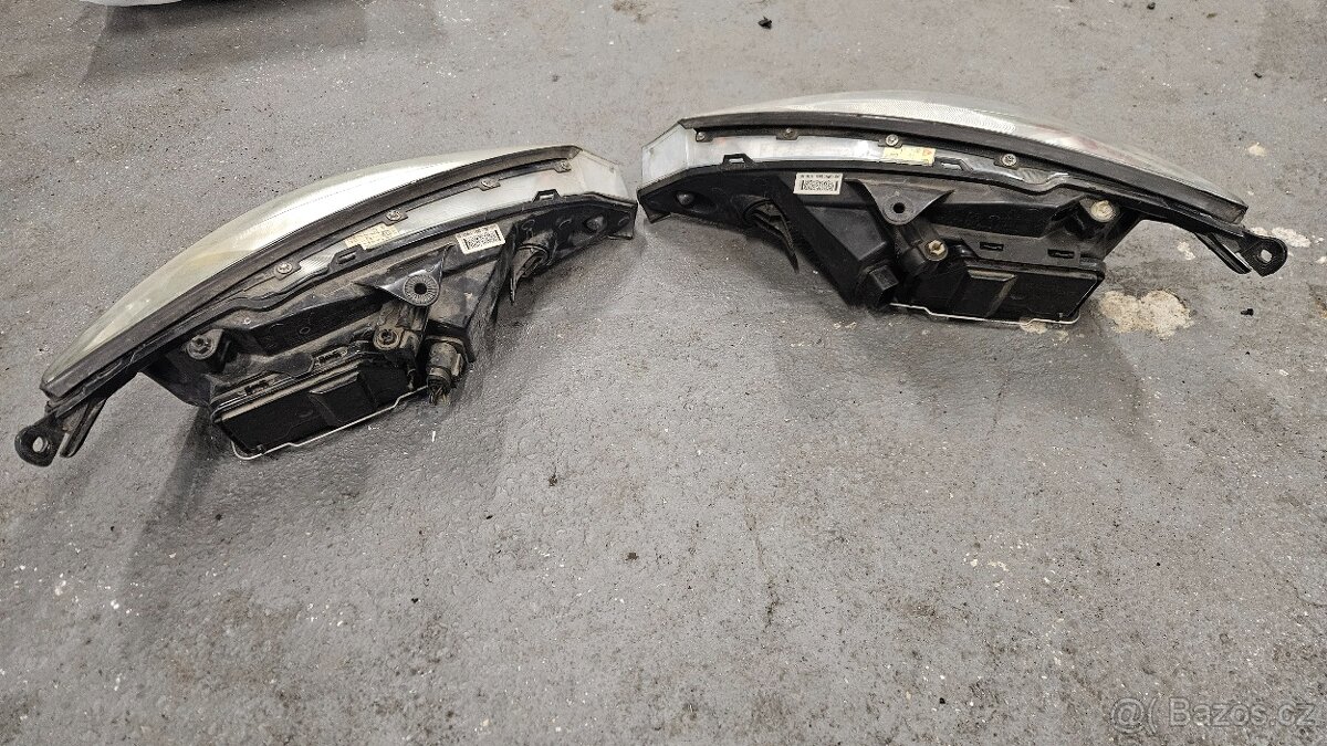 Přední světla Ford Focus 1 - 2