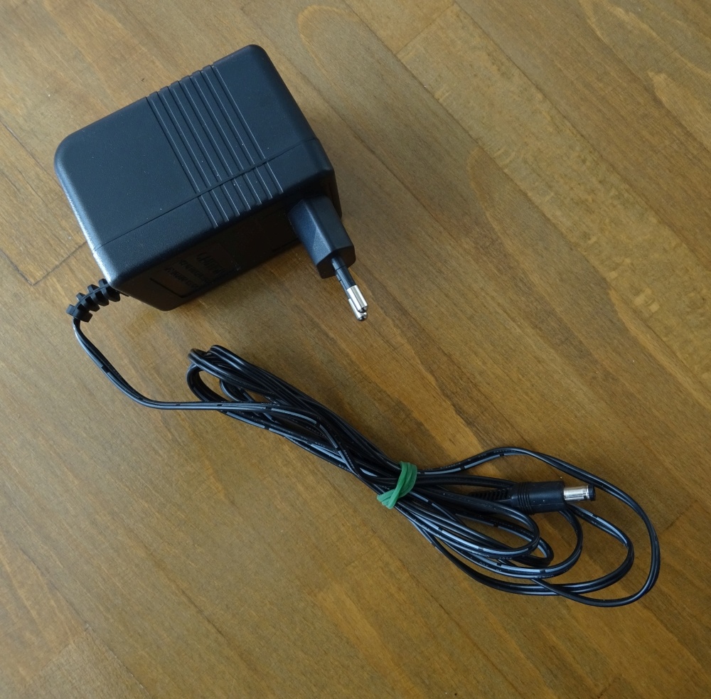 Adaptér - zdroj AC 18V 600mA - 2