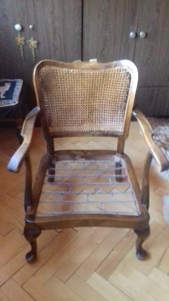 Prodám starožitné křeslo - 2