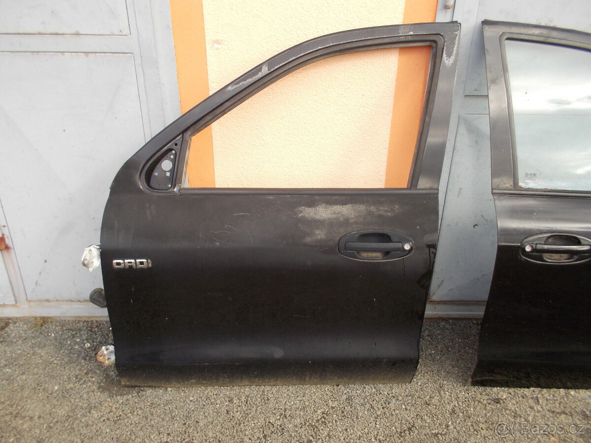 Dveře Hyundai Santa Fe model 2/01-2/06 - 2