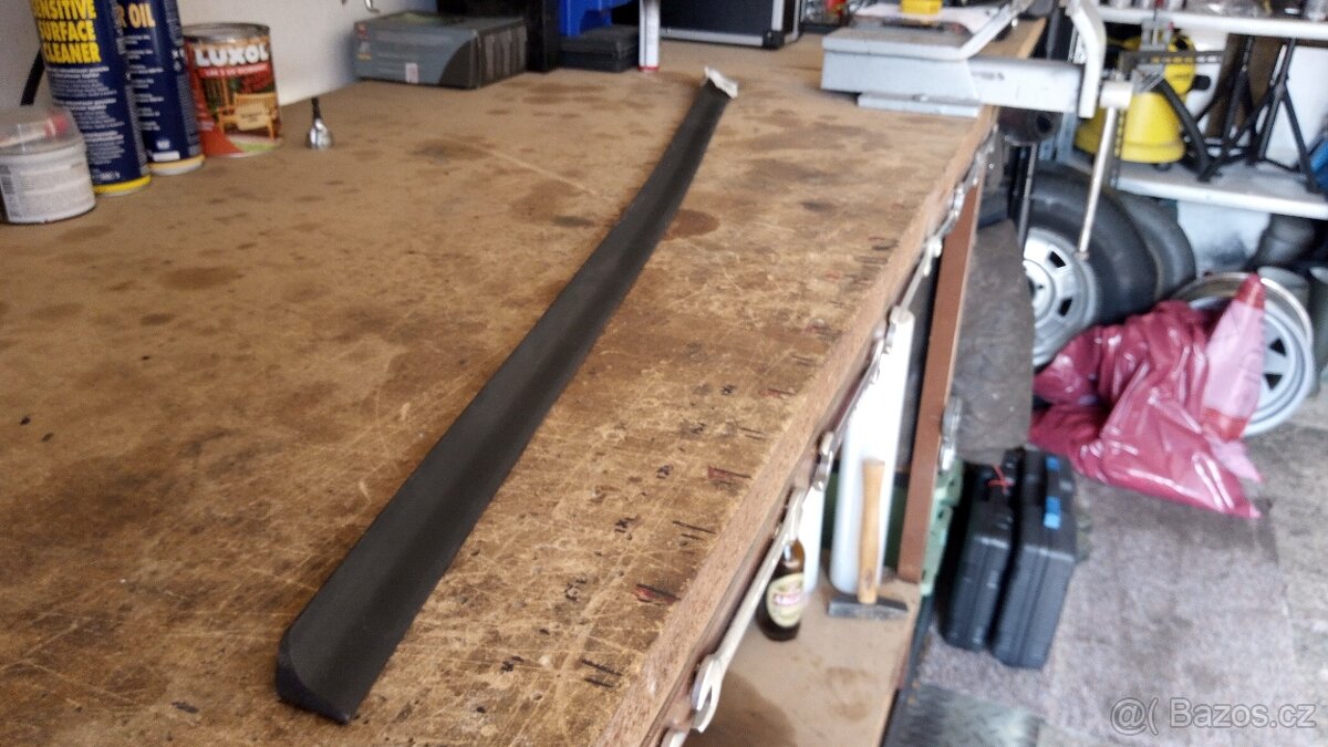 Spojler kufru W 201 82-93. - 2