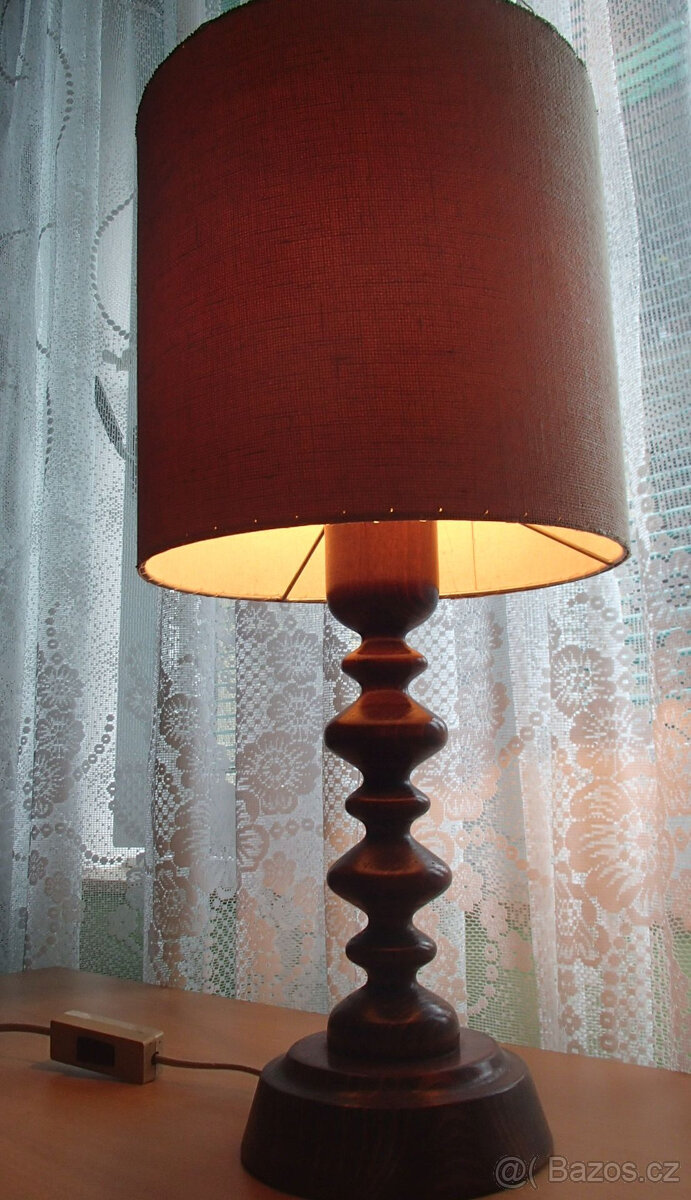 Retro lampa, stahovací lustr, stínidlo a stolní lampička - 2