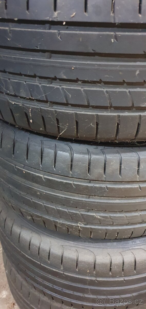 Pneu letní 235/50/17, disky z audi A8 - 2