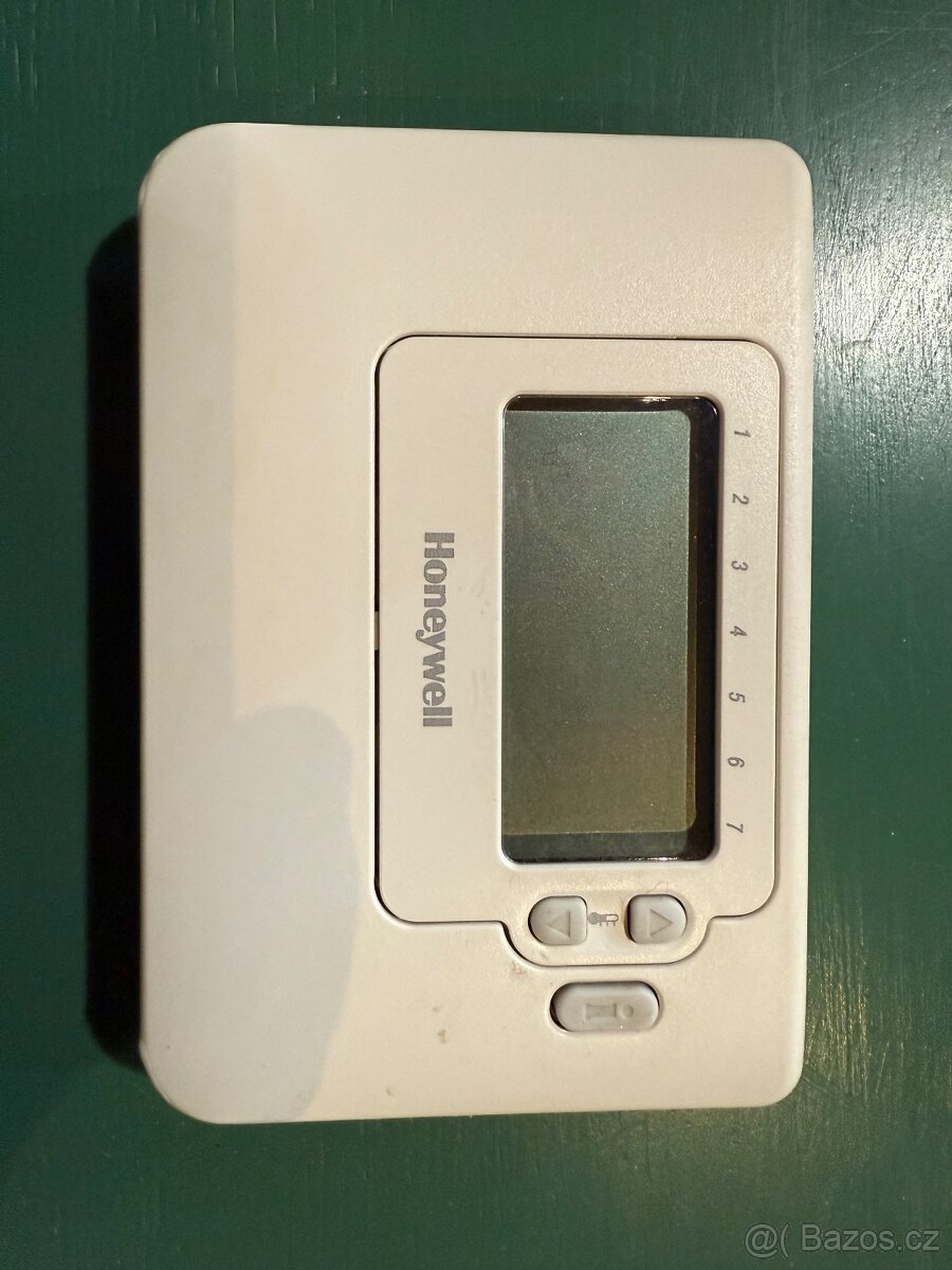 Termostat honeywell CM707 - 2