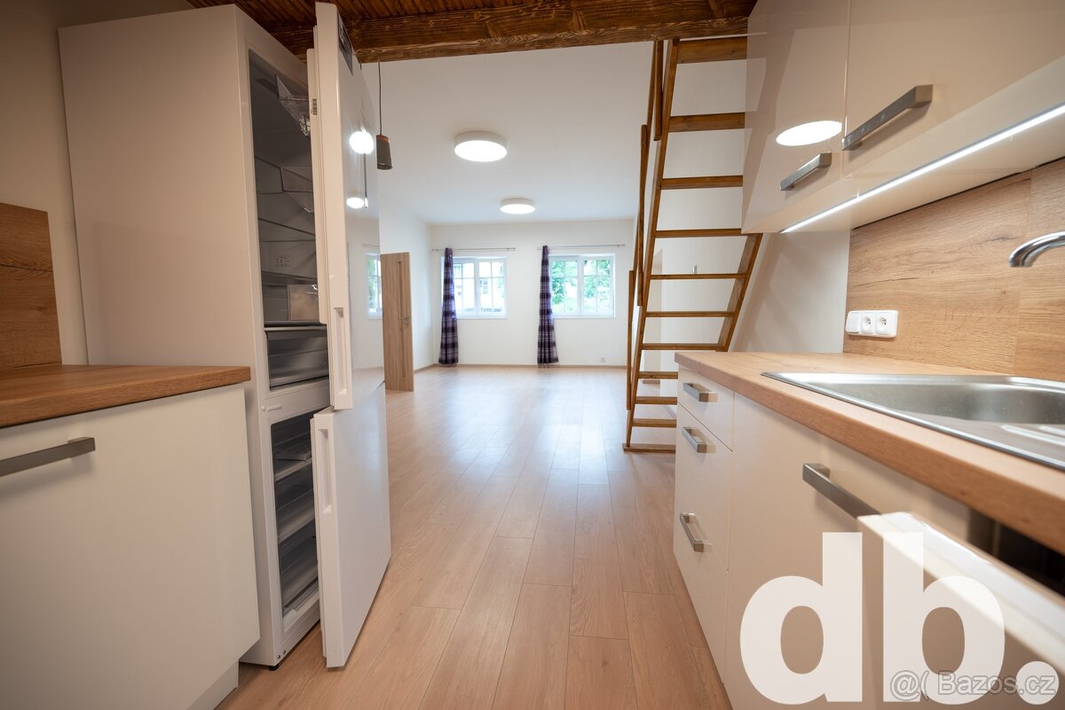 Pronájem bytu 1+kk, 60 m² - Nejdek, Nerudova ul. - 2