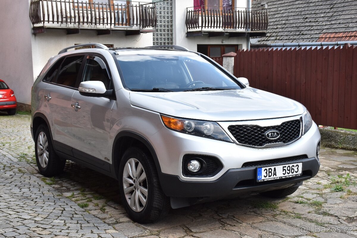 Kia Sorento 2.2 CRDI 145kw automat 4x2 7míst 2013 - 2