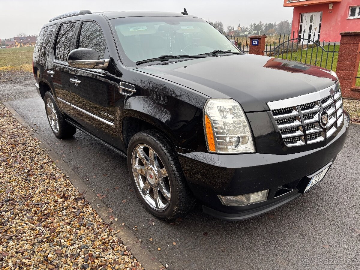 Cadillac Escalade 6.2 V8 Top Stav - 2