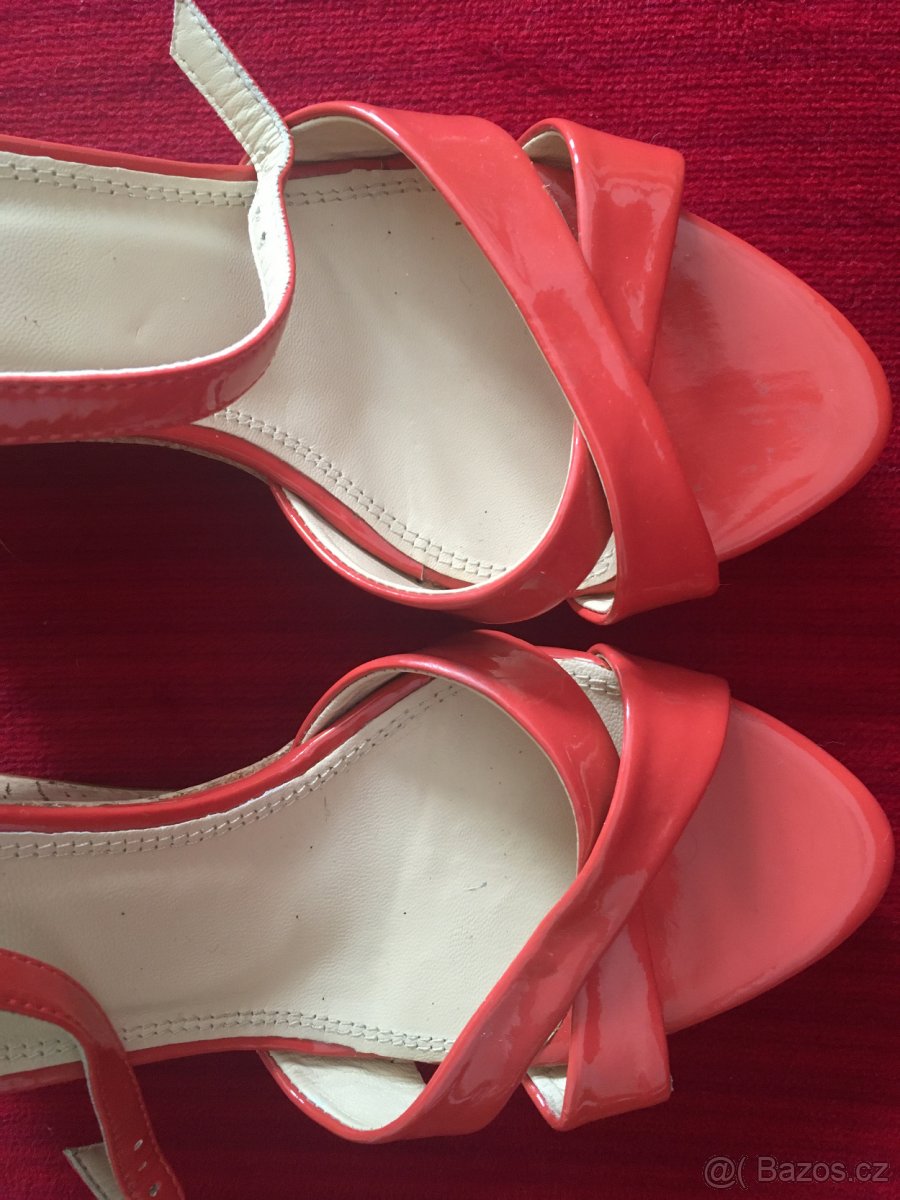 Prodám dámské lakýrky - 2