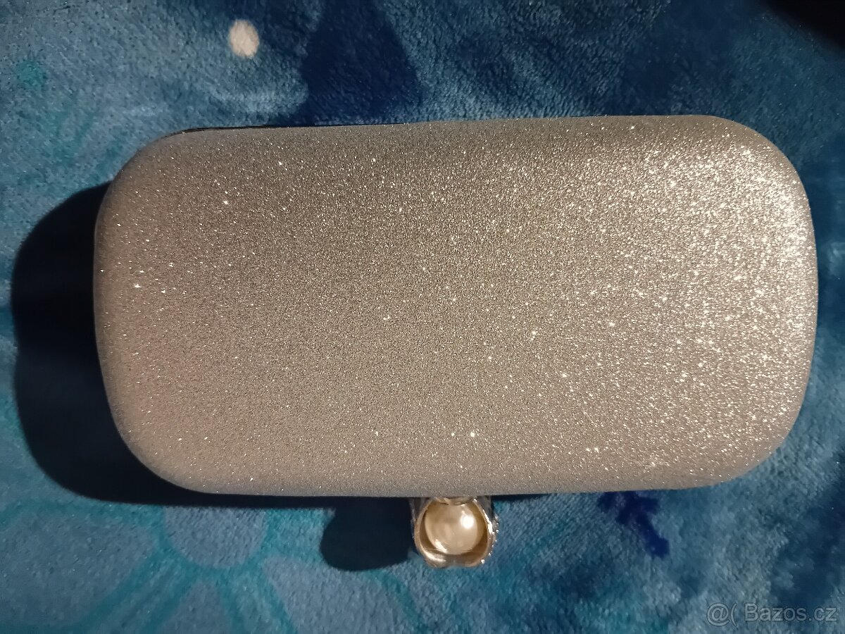 Perličové psaníčko na ples - 2