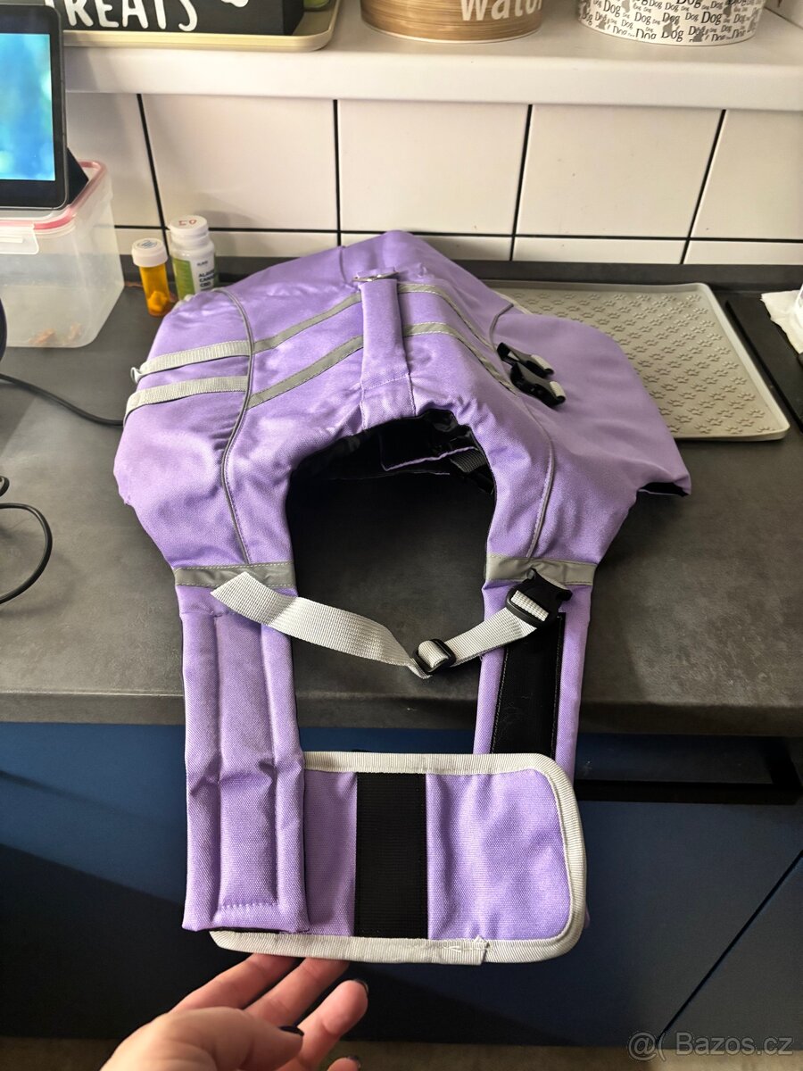 Plovací vesty na psi - 2