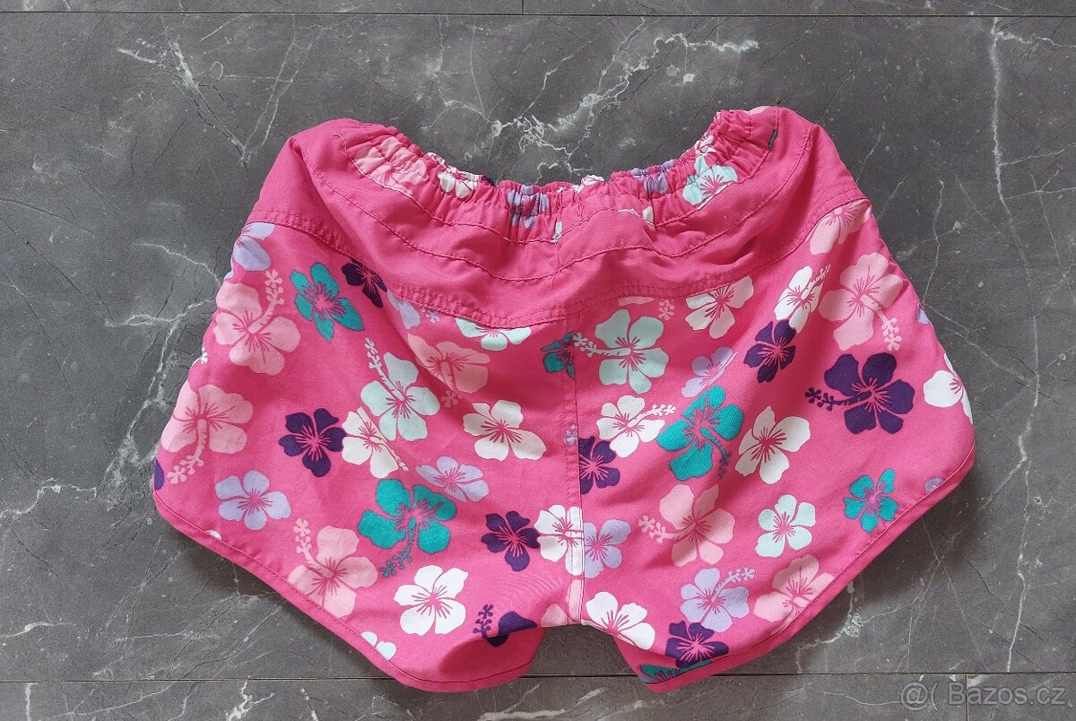 Kraťasy vel. 122/128 - 2