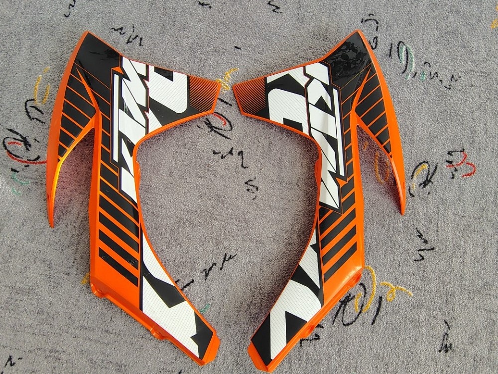 KTM plasty nádrže - 2