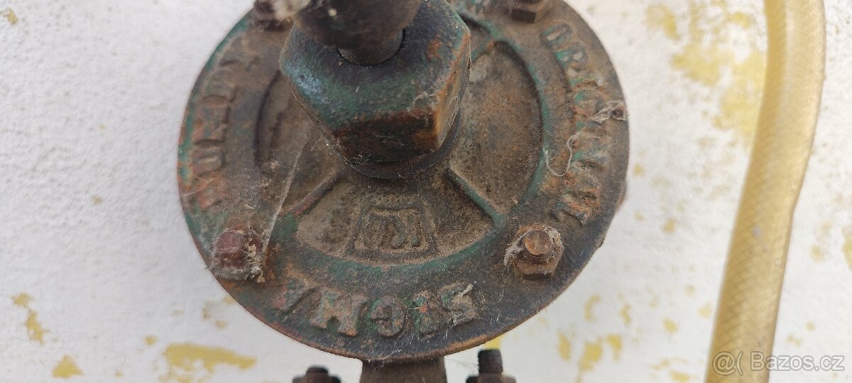 Ruční pumpa Sigma - 2