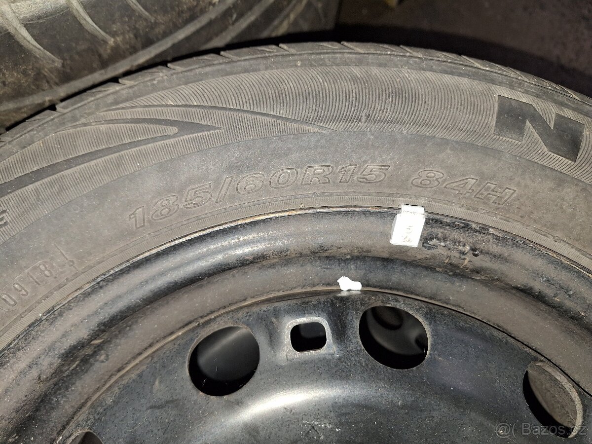Pneu 185- 60 -R15 letní - 2