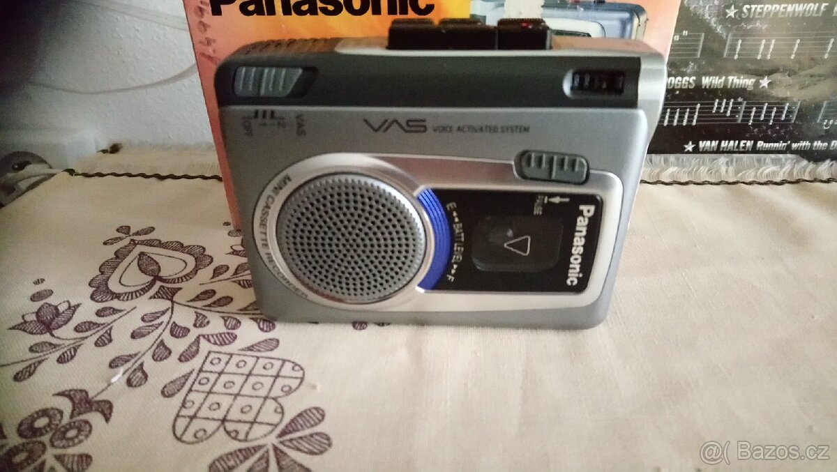 WALKMAN-KAZETOVÝ REKORDÉR PANASONIC RQ-L30 - 2